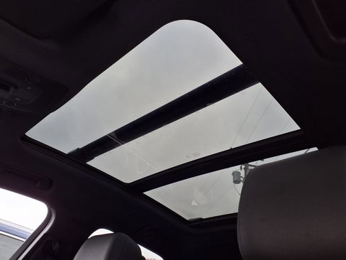 Used 2019 Audi Q3 2.0T Premium image 13