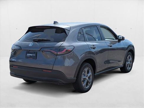 New 2026 Honda HR-V LX image 2