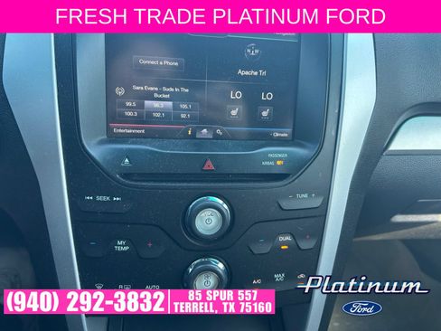 Used 2015 Ford Explorer XLT w/ Equipment Group 202B FWD image 14
