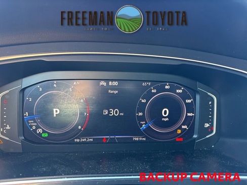 Used 2021 Volkswagen Tiguan SEL image 8