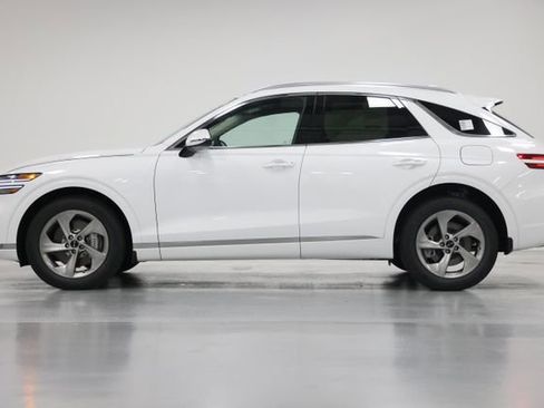 New 2026 Genesis GV70 2.5T image 8