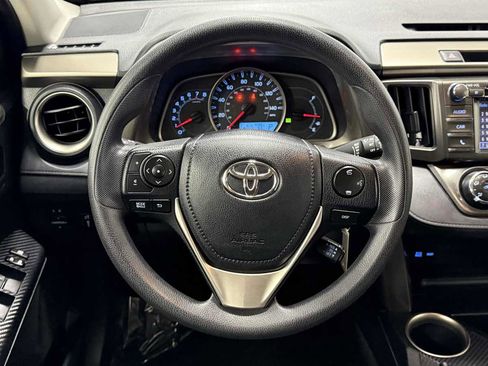 Used 2014 Toyota RAV4 LE image 15