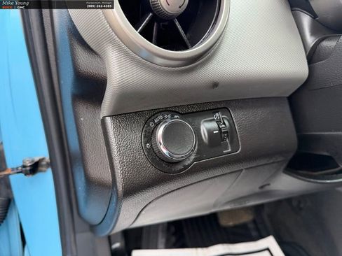Used 2014 Chevrolet Sonic LT w/ Fun and Sun Package FWD image 16