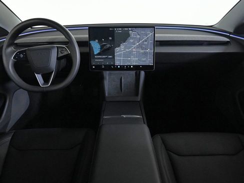 Used 2025 Tesla Model 3 Long Range image 9