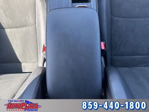 Used 2024 Nissan Ariya AWD image 22