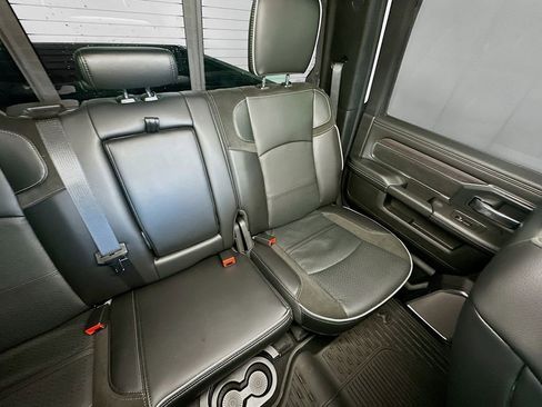 Used 2025 RAM 3500 Laramie image 14