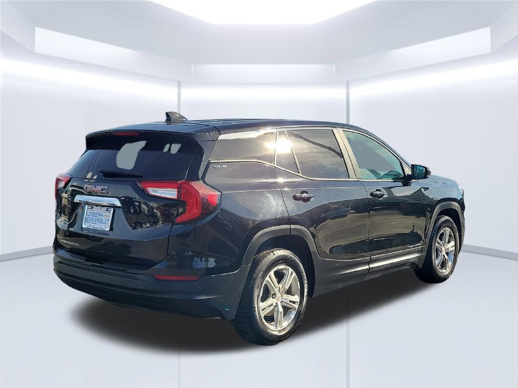 Used 2024 GMC Terrain SLE FWD image 6