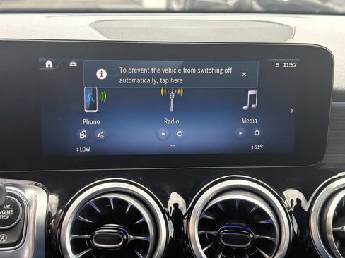 Used 2026 Mercedes-Benz GLB 250 4MATIC image 25