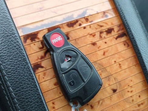 Used 2006 Mercedes-Benz E 350 Sedan image 33