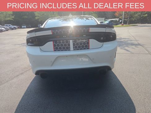 Used 2019 Dodge Charger Scat Pack w/ Dynamics Package RWD image 6