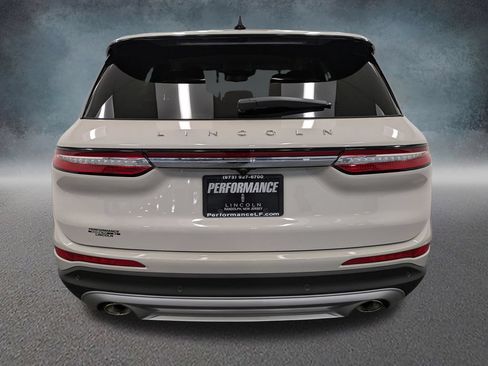 Used 2023 Lincoln Corsair Reserve FWD image 5