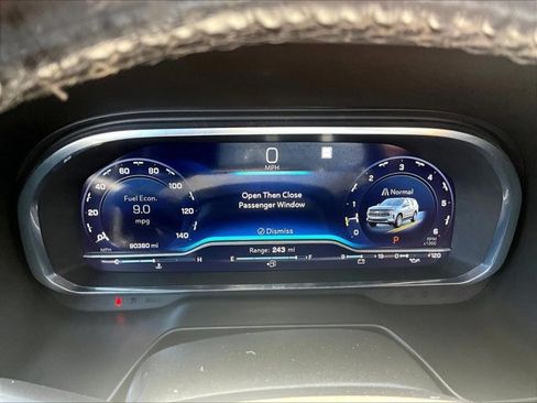 Used 2022 Chevrolet Tahoe LT image 21