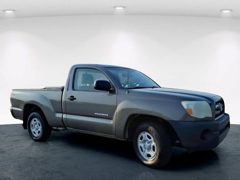Used 2009 Toyota Tacoma 2WD Regular Cab image 4