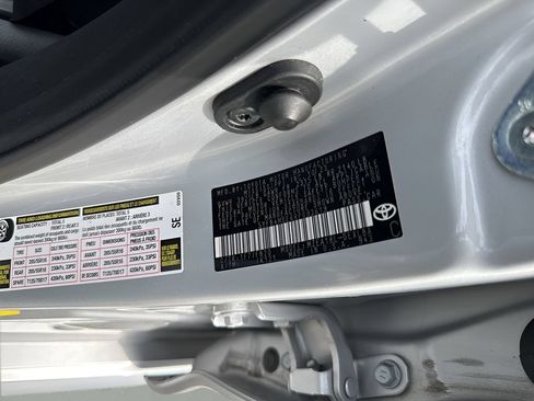 Used 2024 Toyota Corolla LE FWD image 31