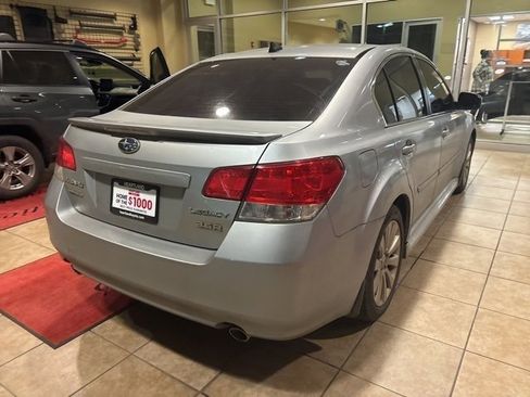 Used 2012 Subaru Legacy 3.6R Limited image 9