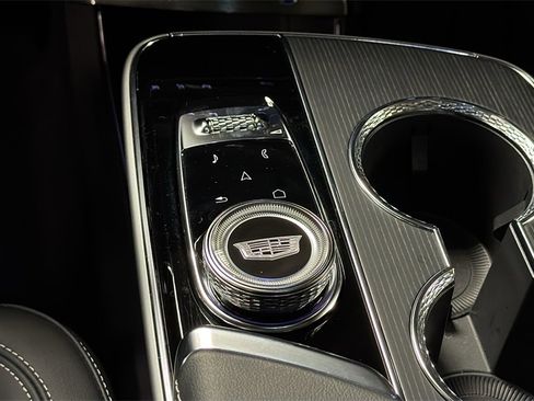 Used 2025 Cadillac Lyriq Sport image 23