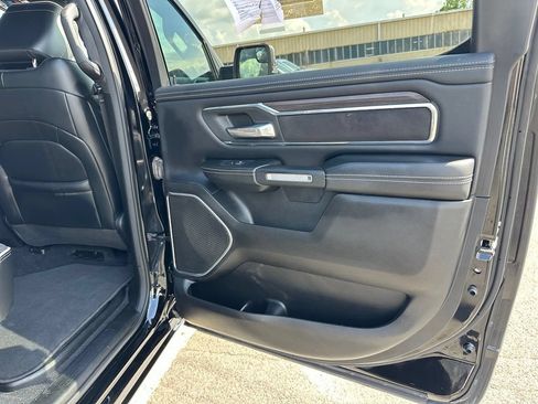 Used 2025 RAM 1500 Laramie AWD/4WD image 21