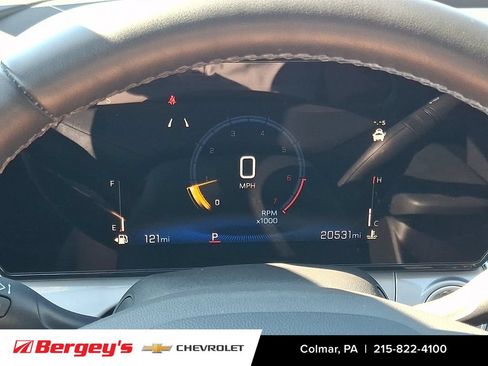 Used 2024 Chevrolet Trax LT w/ Driver Confidence Package FWD image 22