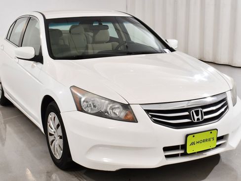 Used 2012 Honda Accord LX image 4