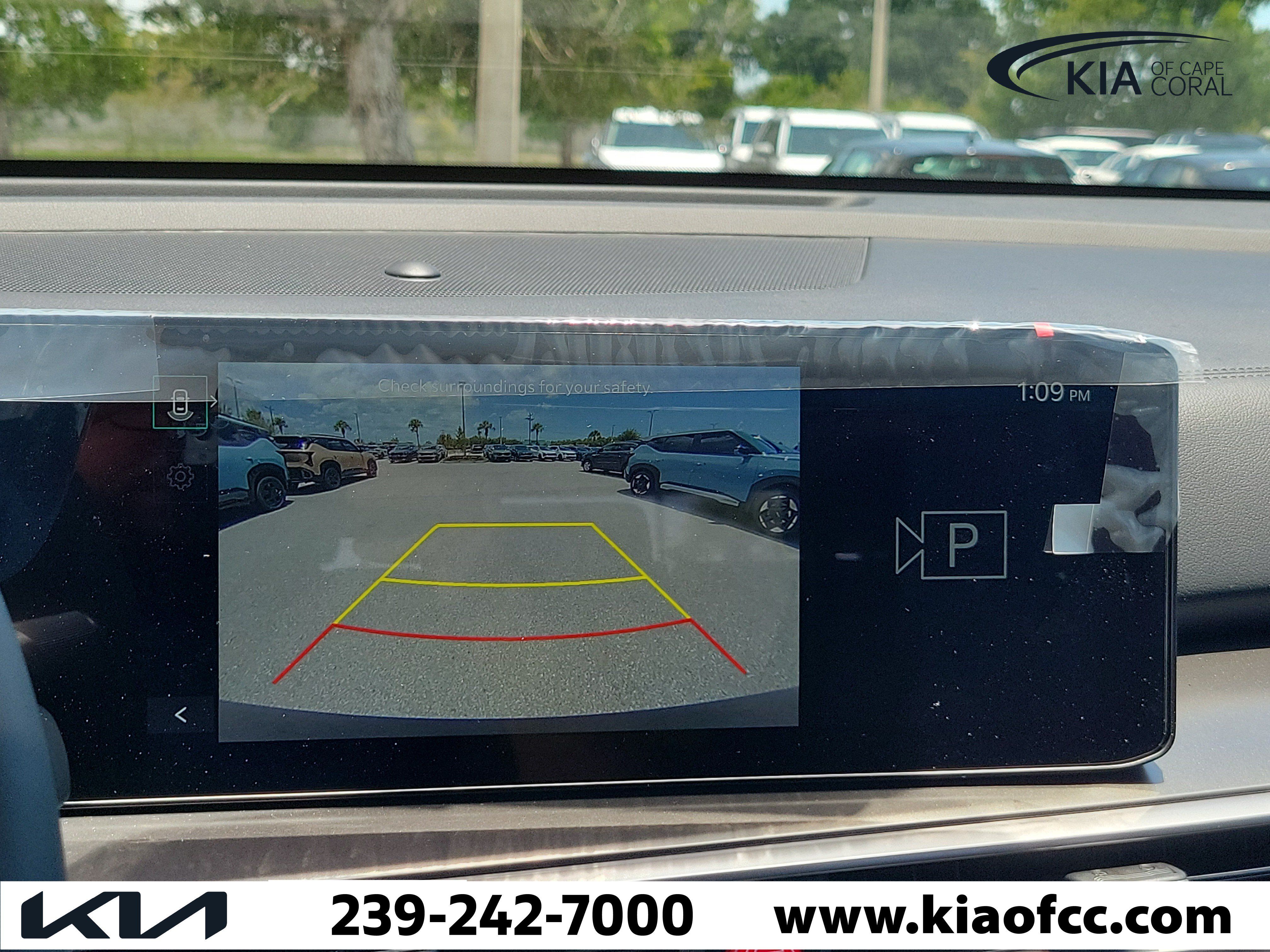 New 2026 Kia Sorento LX FWD image 24
