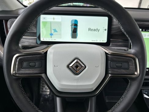 Used 2022 Rivian R1T Launch Edition image 25