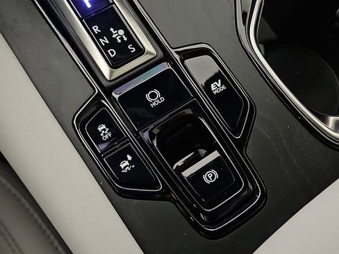 Used 2024 Lexus RX 350 w/ Convenience Package image 30