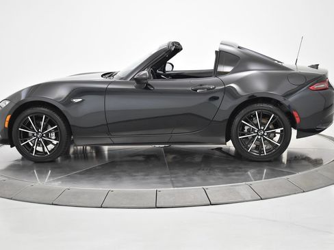 Certified 2025 MAZDA MX-5 Miata RF Grand Touring RWD image 17