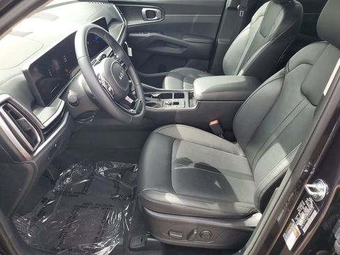 Used 2025 Kia Sorento S w/ Panoramic Sunroof Package FWD image 5