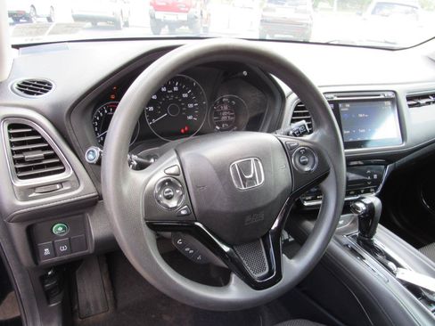 Used 2016 Honda HR-V EX image 17