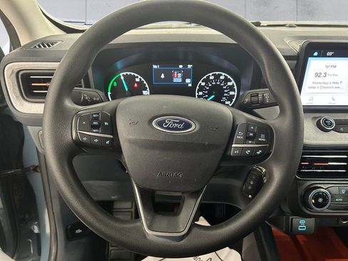 Used 2023 Ford Maverick XLT image 9