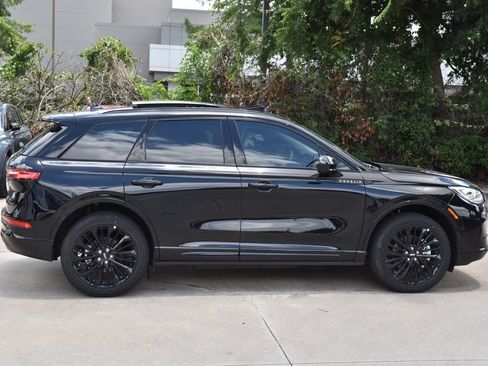 New 2026 Lincoln Corsair Grand Touring w/ Jet Appearance Package AWD/4WD image 5