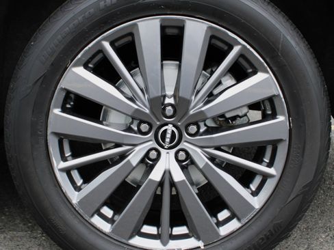 Certified 2024 Nissan Pathfinder SL w/ SL Premium Package image 13