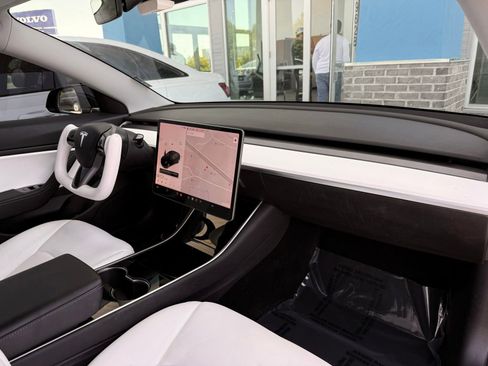 Used 2019 Tesla Model 3 Long Range RWD image 24