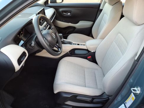 Used 2024 Honda HR-V LX image 14