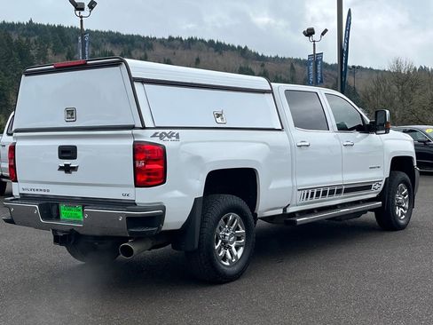 Used 2017 Chevrolet Silverado 3500 LTZ w/ Duramax Plus Package image 9