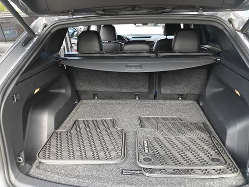Used 2022 Volkswagen Atlas Cross Sport SEL Premium R-Line AWD/4WD image 18