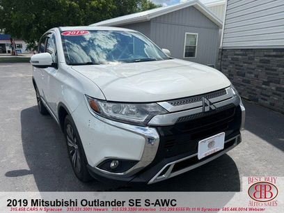 Used 2019 Mitsubishi Outlander SE