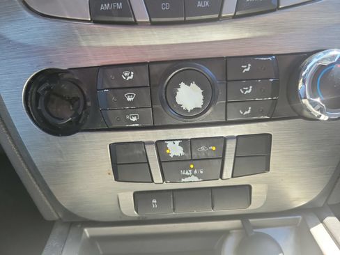 Used 2010 Ford Fusion S FWD image 17