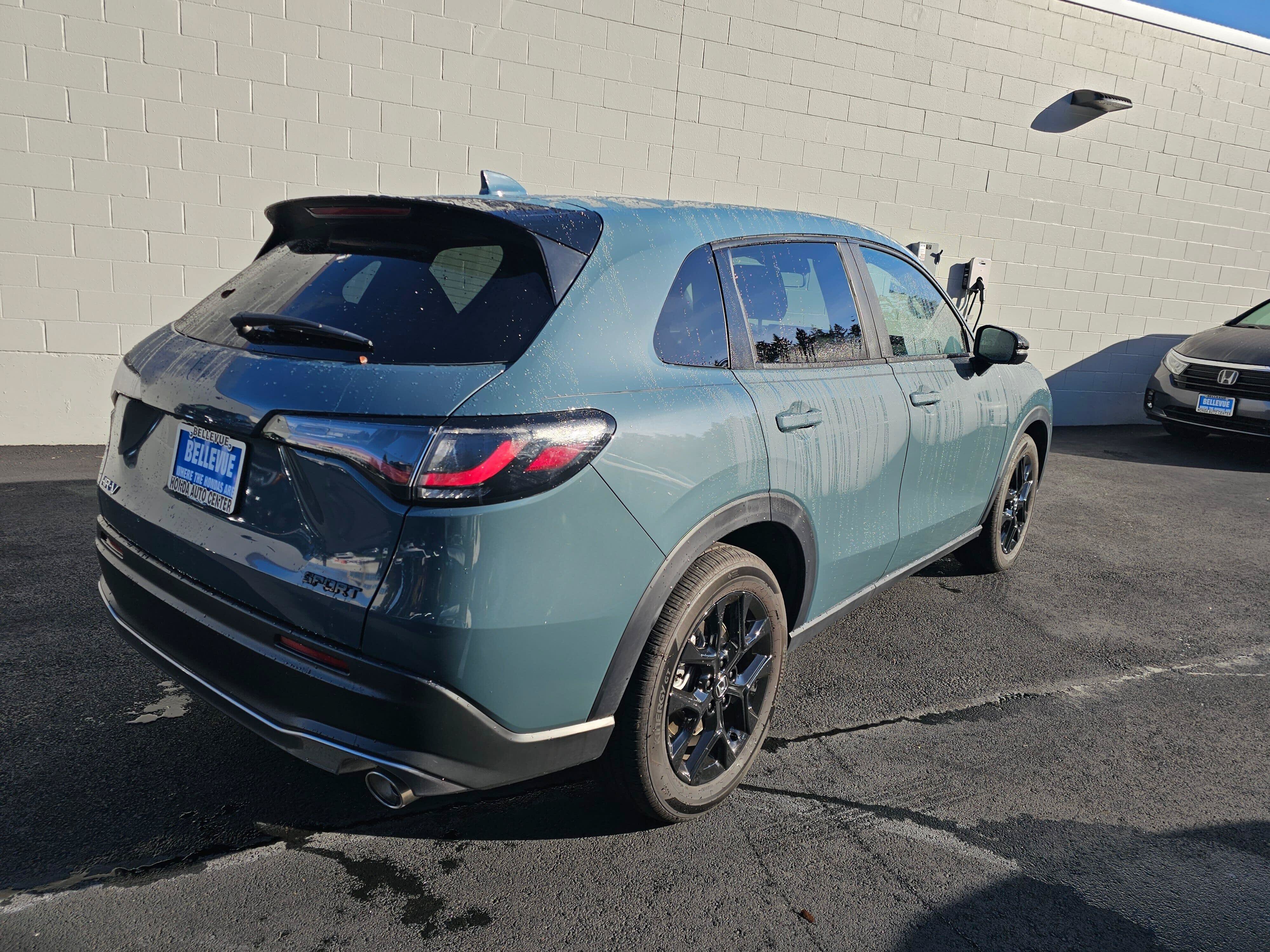 Certified 2025 Honda HR-V Sport image 7
