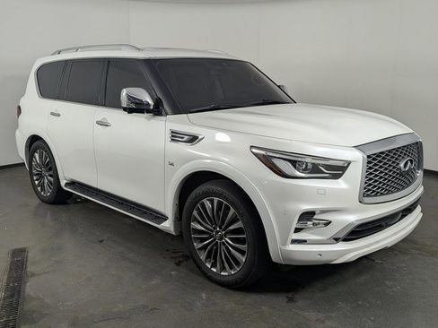 Used 2020 INFINITI QX80 Luxe image 2