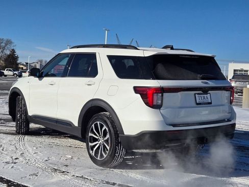 New 2026 Ford Explorer ST-Line image 17