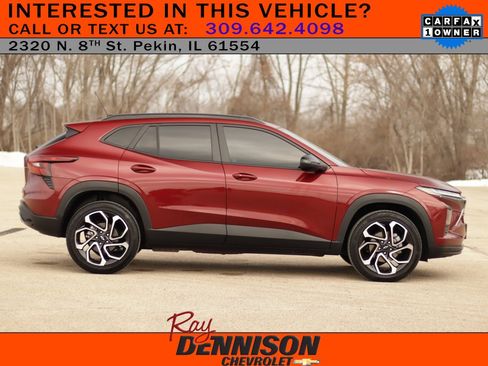 Used 2025 Chevrolet Trax RS w/ Driver Confidence Package image 8