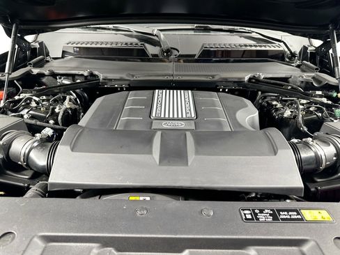 New 2025 Land Rover Defender 130 V8 image 23