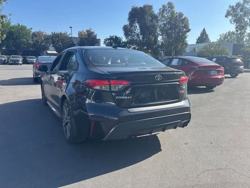 Used 2022 Toyota Corolla XSE FWD image 4