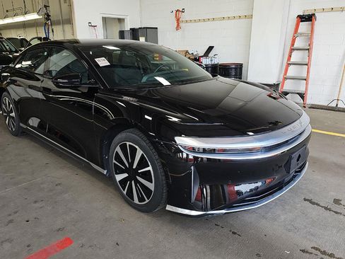 Used 2023 Lucid Air Pure AWD/4WD image 3