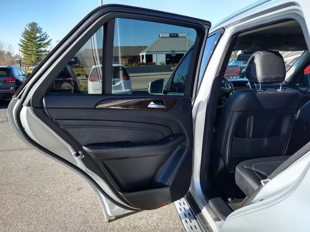 Used 2015 Mercedes-Benz ML 350 4MATIC image 27