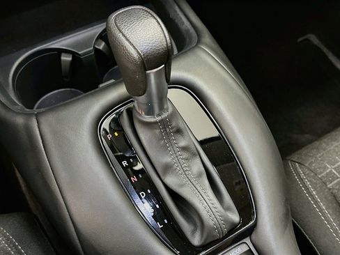 Used 2025 Honda HR-V LX image 24