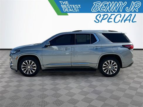 Used 2023 Chevrolet Traverse Premier image 8
