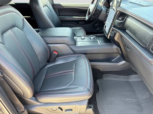 Used 2023 Ford Expedition Max Limited AWD/4WD image 29