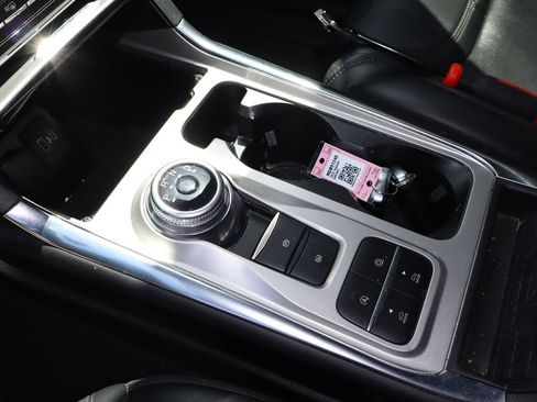 Used 2022 Ford Explorer Platinum w/ Equipment Group 601A RWD image 28